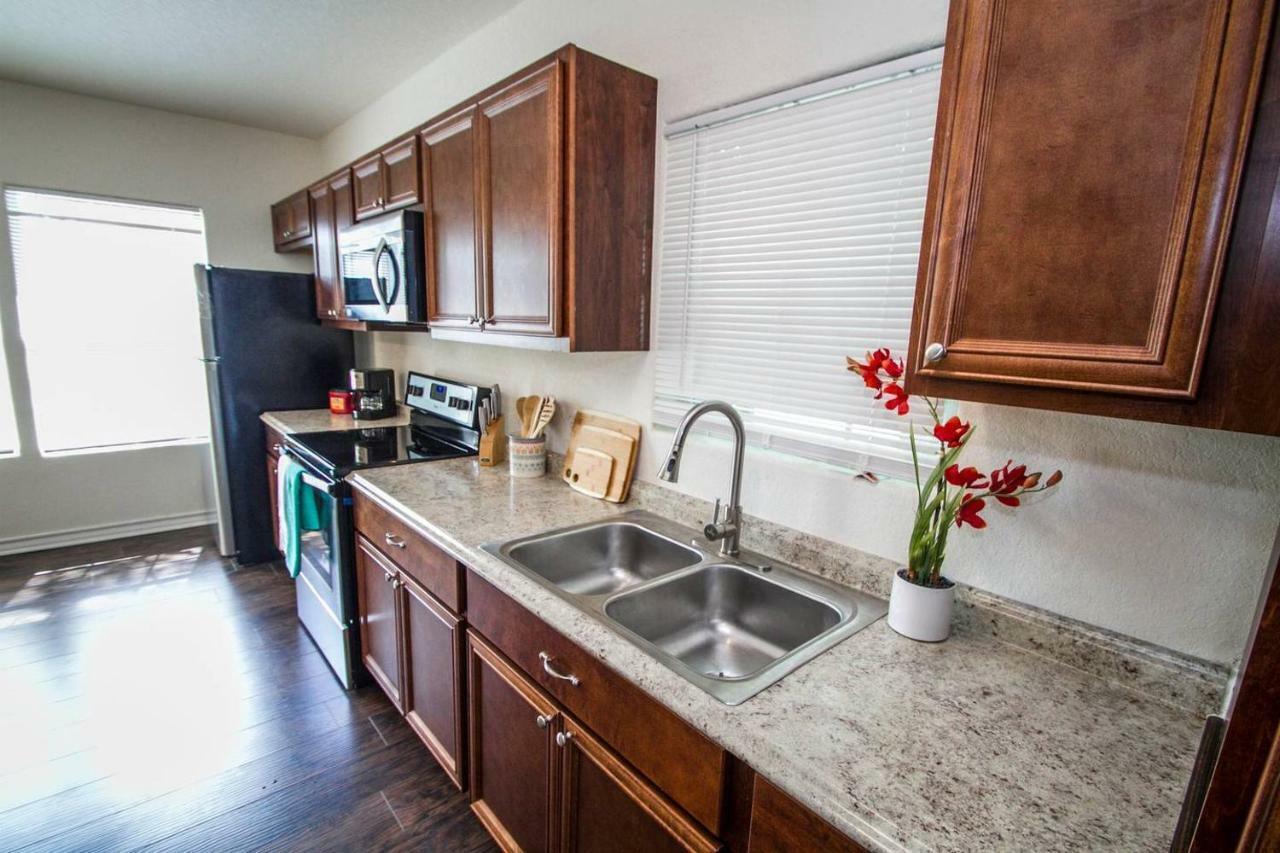Апартаменти Hays St Cozy Remodeled 2Br/2Ba House Sleeps 8 Сан-Антоніо Екстер'єр фото